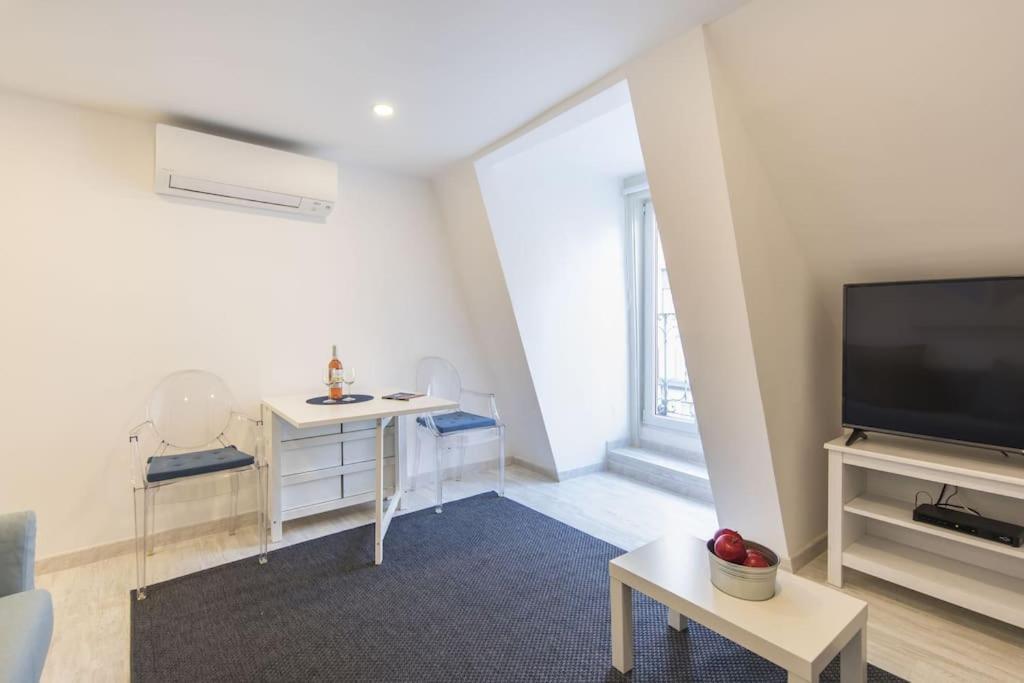 Duplex In Principe Real Leilighet Lisboa Eksteriør bilde